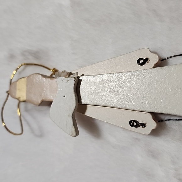 WOODEN CARVED ANGELS 😇 ORNAMENTS ( SEE  👀 PHOTOS 👀 📸 CONDITION ) - Picture 6 of 8